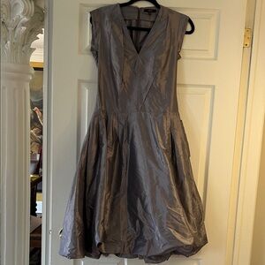 Vera Wang Silver V-Neck A-Line Prom Dress